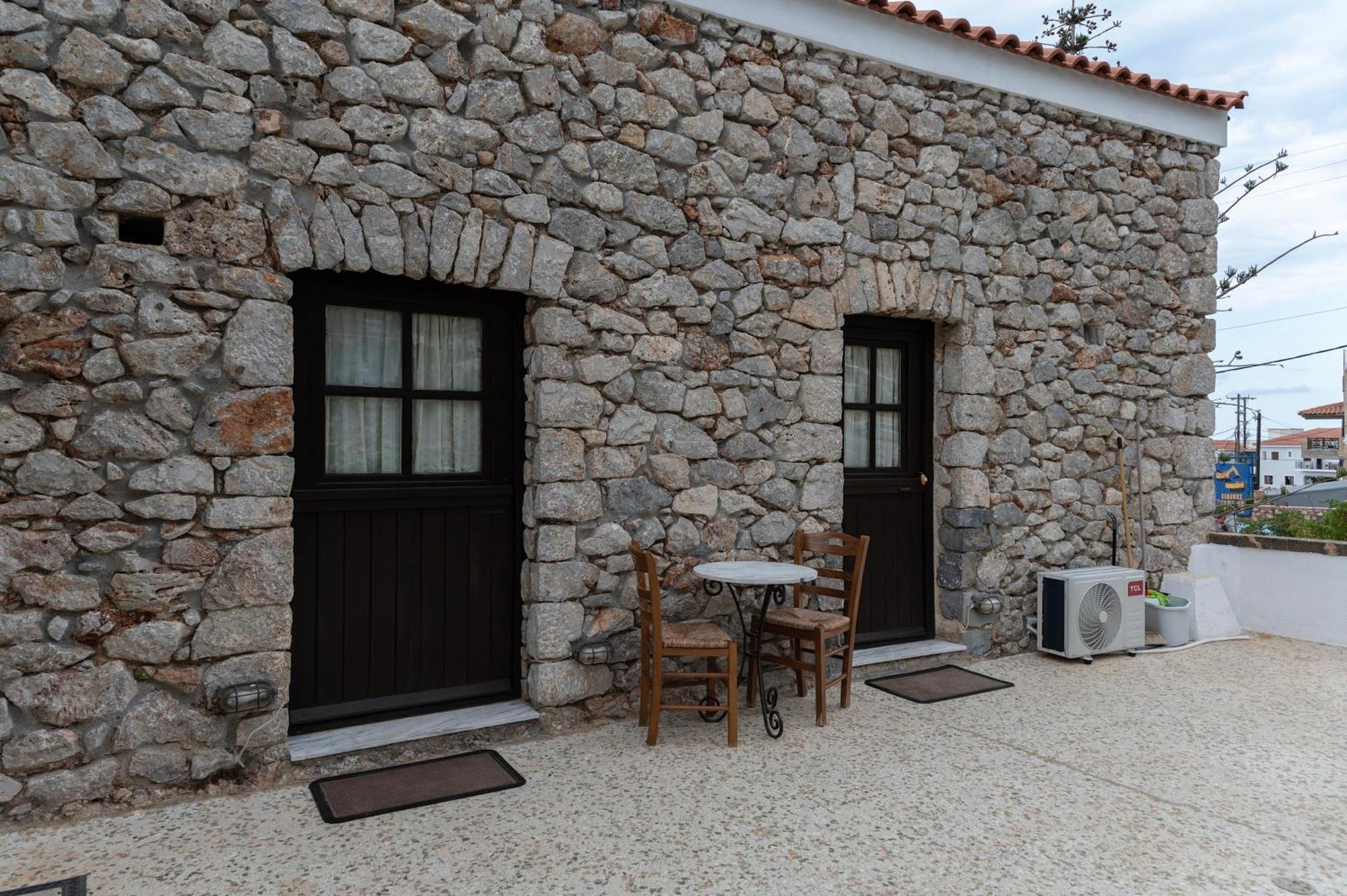 Belessi'S Mansion Daire Yefira Dış mekan fotoğraf