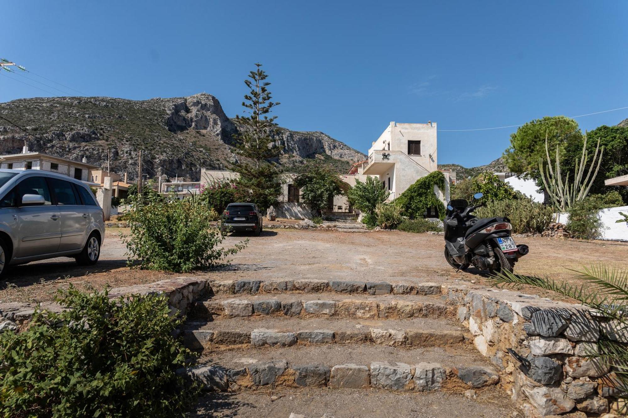 Belessi'S Mansion Daire Yefira Dış mekan fotoğraf