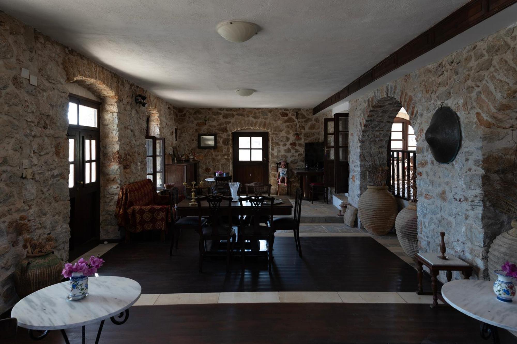 Belessi'S Mansion Daire Yefira Dış mekan fotoğraf