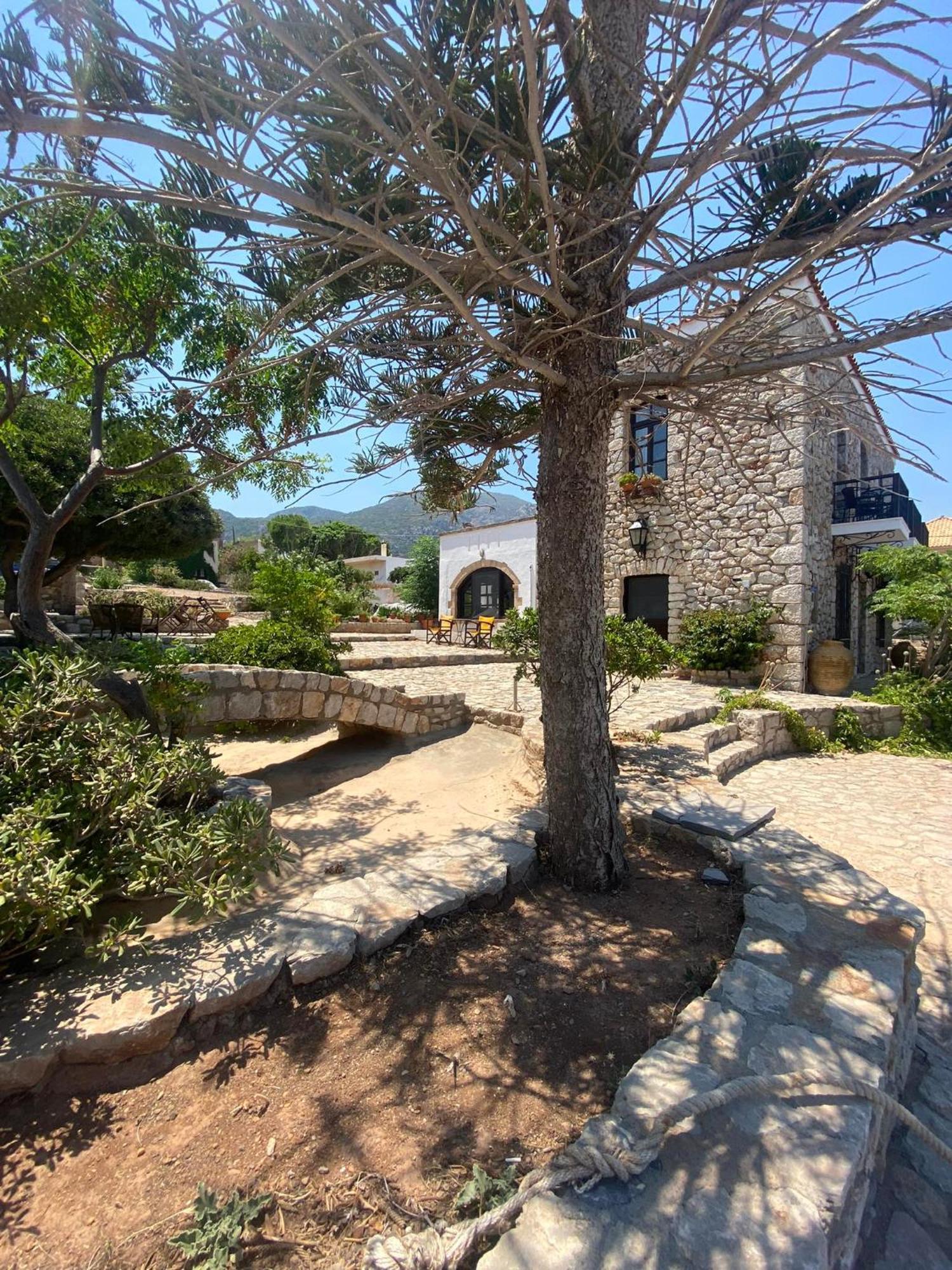 Belessi'S Mansion Daire Yefira Dış mekan fotoğraf