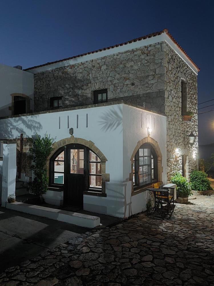 Belessi'S Mansion Daire Yefira Dış mekan fotoğraf
